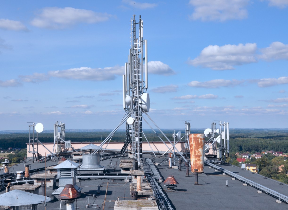 cellular communication system on the roof marcy ny